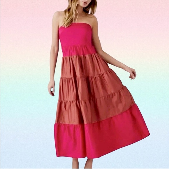 Forever 21 Dresses & Skirts - Forever 21 Strapless Pink and Red Tiered Dress